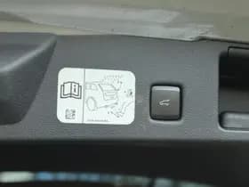 Ford Kuga 2.5 PHEV ST-LINE X thumbnail 21