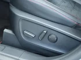 Ford Kuga 2.5 PHEV ST-LINE X thumbnail 5