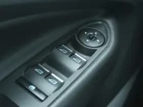 Ford Kuga 1.5 TITANIUM thumbnail 22