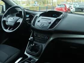 Ford Kuga 1.5 TITANIUM thumbnail 6