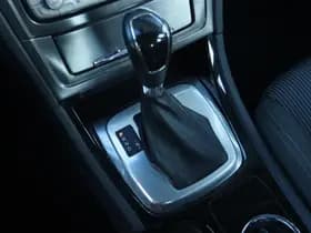 Ford Mondeo 2.3-16V TITANIUM thumbnail 6