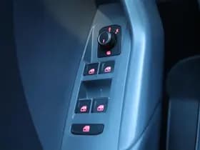 Volkswagen T-Cross 1.0 TSI STYLE thumbnail 32