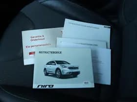 Kia Niro 1.6 GDI HYBRID FIRST EDITION thumbnail 28