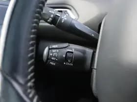 Peugeot 308 SW 1.2 PT BLUE LEASE PREMIUM AUT. thumbnail 23