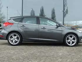 Ford Focus 1.0 TITANIUM ED. thumbnail 8