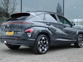 Hyundai KONA Electric PREMIUM 65.4 kWh thumbnail 2