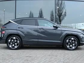 Hyundai KONA Electric PREMIUM 65.4 kWh thumbnail 10