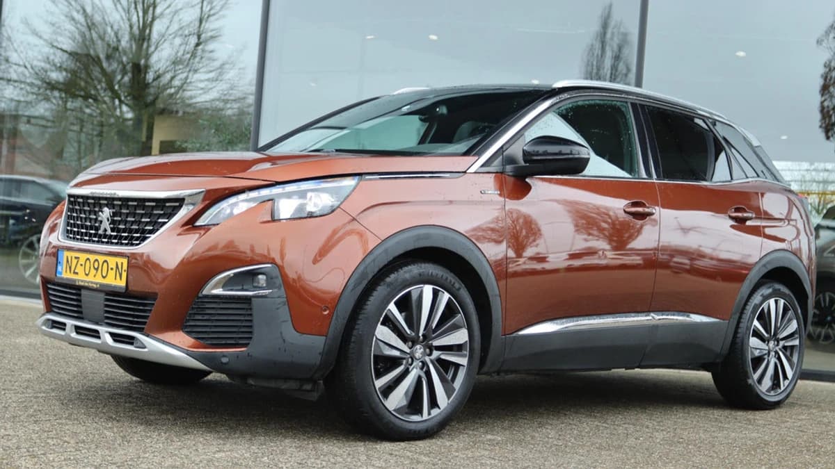 Peugeot 3008 1.2 PT GT LINE CARPLAY — foto 1