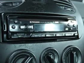 Volkswagen New Beetle 1.6 thumbnail 14