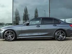 BMW 3-serie 320I HIGH EXECUTIVE M-SPORT thumbnail 14