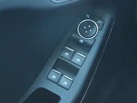 Ford Fiesta 1.0 EB AUTOMAAT ST-LINE + TREKHAAK thumbnail 23