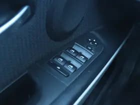 BMW 3 Serie Touring 318I BUSINESS LINE thumbnail 21