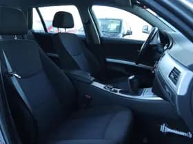 BMW 3 Serie Touring 318I BUSINESS LINE thumbnail 4