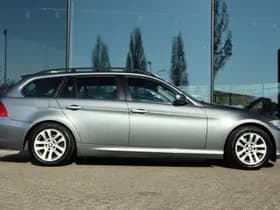 BMW 3 Serie Touring 318I BUSINESS LINE thumbnail 7