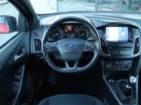 Ford FOCUS Wagon 1.5 150PK RED EDITION ST-LINE thumbnail 15