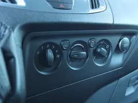 Ford Transit Custom 290 2.2 TDCI L2H1 LIMITED thumbnail 18