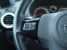 Opel Corsa 1.4-16V COLOR EDITION thumbnail 14