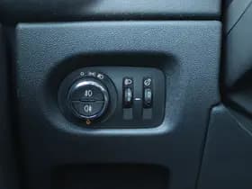 Opel Corsa 1.4-16V COLOR EDITION thumbnail 17