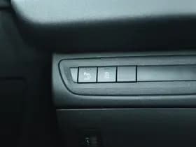 Peugeot 208 1.2 VTi ENVY 5-DRS. thumbnail 25