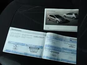Peugeot 208 1.2 VTi ENVY 5-DRS. thumbnail 28