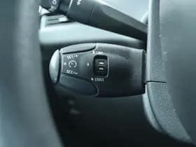 Peugeot 208 1.2 VTi ENVY 5-DRS. thumbnail 7