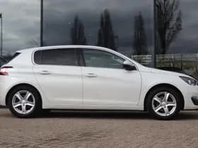 Peugeot 308 1.2 PT ALLURE thumbnail 10