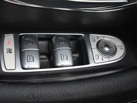 Mercedes-Benz E-Klasse Estate 200 Business thumbnail 22