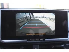 Toyota C-HR 1.8 Hybrid 140 First Edition Bi-tone thumbnail 13