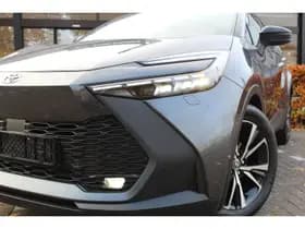 Toyota C-HR 1.8 Hybrid 140 First Edition Bi-tone thumbnail 27