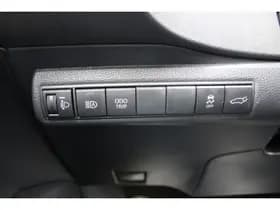 Toyota Corolla Touring Sports 1.8 Hybrid GR-Sport Bi-Tone thumbnail 23