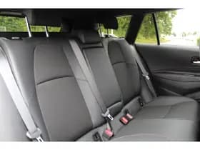 Toyota Corolla Touring Sports 1.8 Hybrid GR-Sport Bi-Tone thumbnail 8