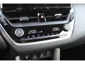 Toyota Corolla Cross Hybrid 200 Executive Bi-Tone thumbnail 18