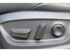 Toyota Corolla Cross Hybrid 200 Executive Bi-Tone thumbnail 23