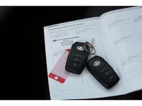 Toyota Corolla Cross Hybrid 200 Executive Bi-Tone thumbnail 31