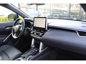Toyota Corolla Cross Hybrid 200 Executive Bi-Tone thumbnail 6