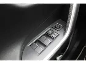 Toyota RAV4 2.5 Hybrid Style thumbnail 23