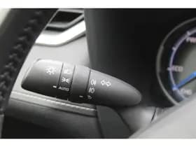 Toyota RAV4 2.5 Hybrid Style thumbnail 25
