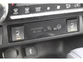 Toyota RAV4 2.5 Hybrid Style thumbnail 4