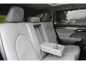 Toyota Highlander 2.5 AWD Hybrid Premium 7-pers. thumbnail 18