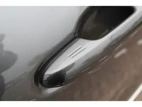 Toyota Highlander 2.5 AWD Hybrid Premium 7-pers. thumbnail 19