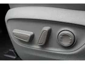 Toyota Highlander 2.5 AWD Hybrid Premium 7-pers. thumbnail 31