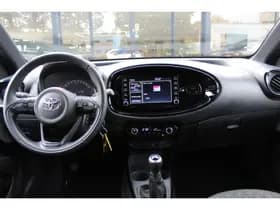 Toyota Aygo X 1.0 VVT-i MT Pulse Bi-Tone thumbnail 4