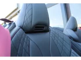 Lexus LC Convertible 500 Hokkaido Edition thumbnail 16