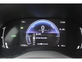 Toyota Yaris 1.5 Hybrid 115 First Edition Comfort Pack thumbnail 24