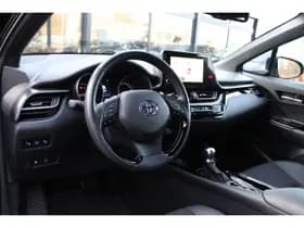 Toyota C-HR 1.8 Hybrid Dynamic thumbnail 2