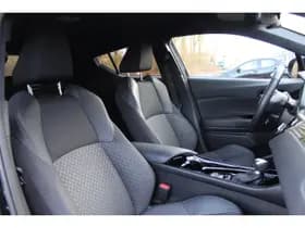 Toyota C-HR 1.8 Hybrid Dynamic thumbnail 12