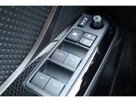 Toyota C-HR 1.8 Hybrid Dynamic thumbnail 25