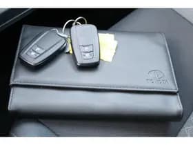 Toyota C-HR 1.8 Hybrid Dynamic thumbnail 30