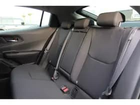 Toyota Prius 2.0 Plug-in Executive thumbnail 17