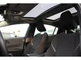 Toyota Prius 2.0 Plug-in Executive thumbnail 20